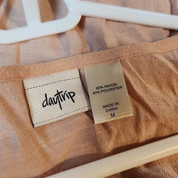 Daytrip medium kimono cardigan duster top embroidered floral gathered tie should - Picture 7 of 8